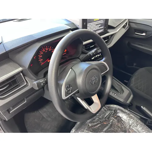 Toyota AGYA G 2026 Gris Caracas