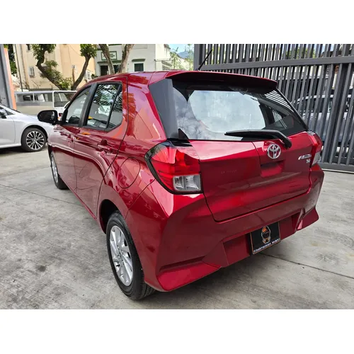 Toyota AGYA G 2026 Rojo Caracas