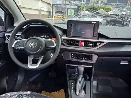 Toyota AGYA G 2026 Blanco Caracas