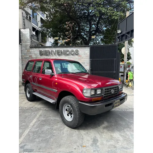 Toyota Autana 2001 Rojo Caracas