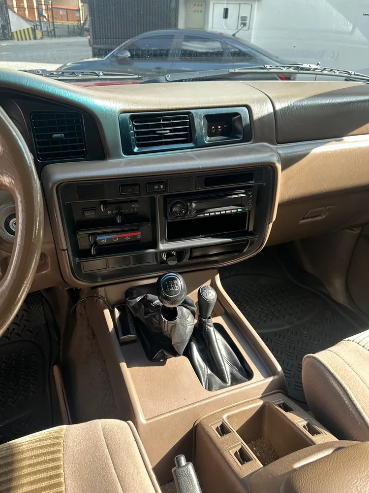 Toyota Autana 2001 Rojo Caracas