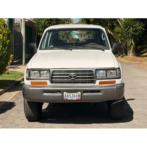 Toyota Autana 2002 Blanco Caracas