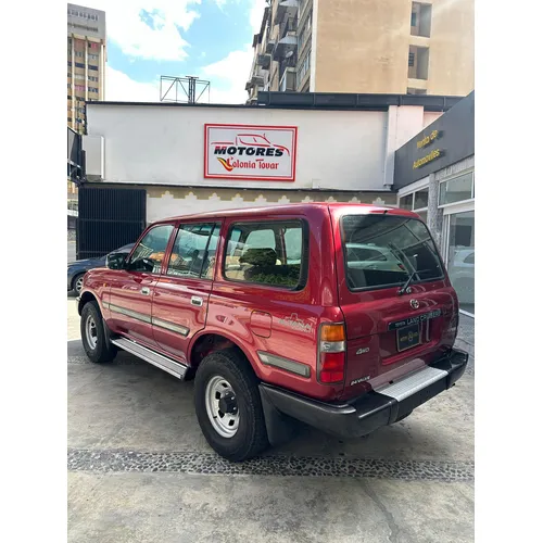 Toyota Autana 2001 Rojo Caracas