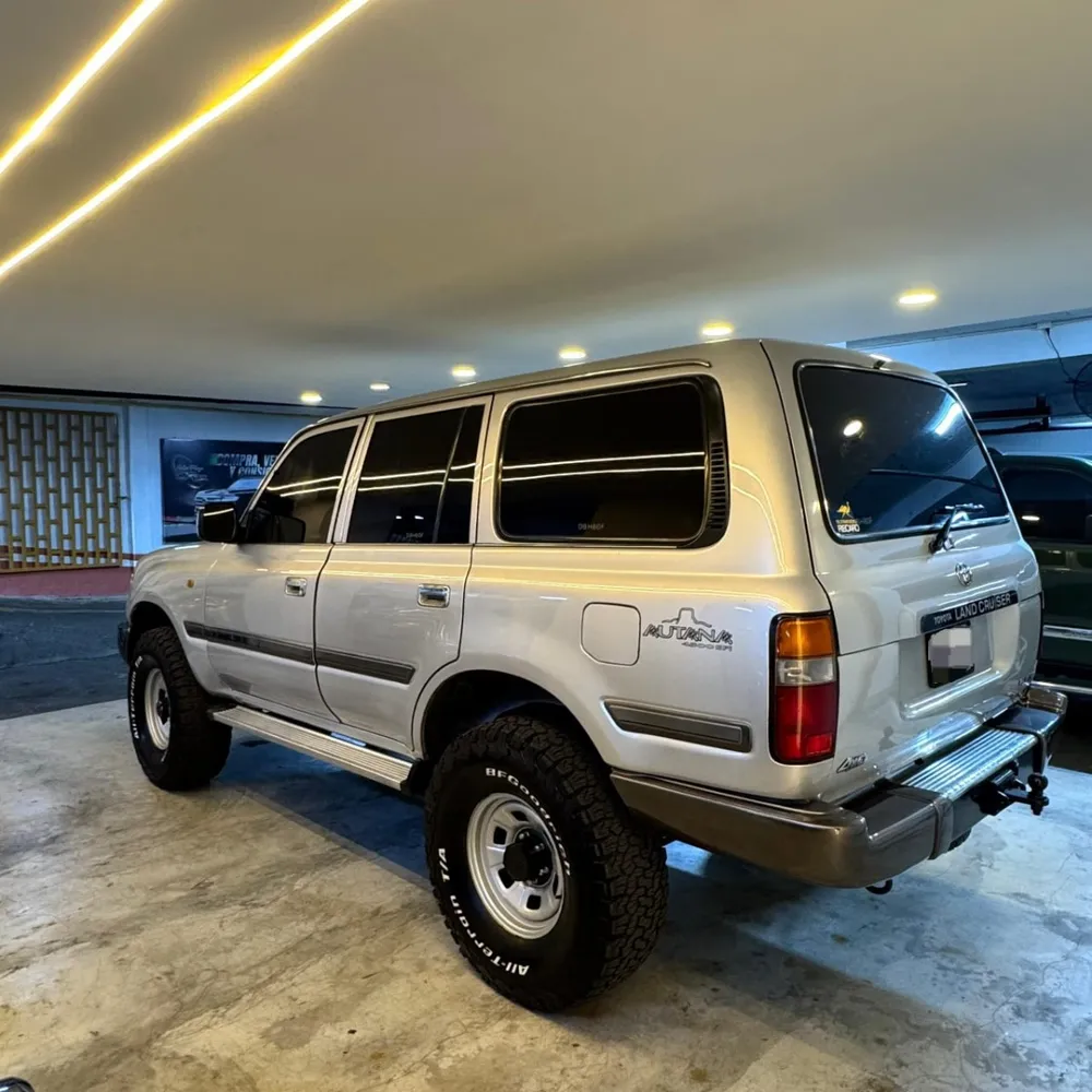 Toyota Autana 2002 Plateado Caracas