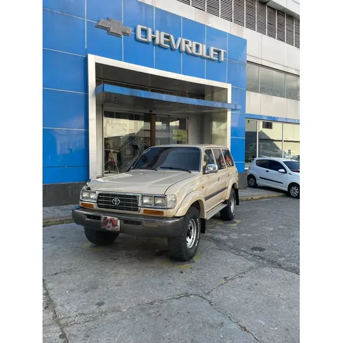 Toyota Autana 2004 Beige Caracas