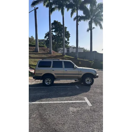 Toyota Autana 2001 Beige Caracas