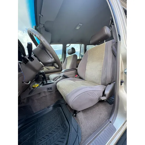 Toyota Autana 2005 Beige Caracas