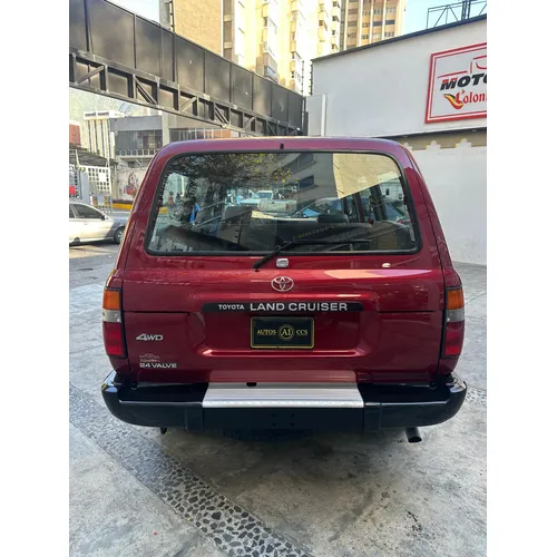 Toyota Autana 2001 Rojo Caracas