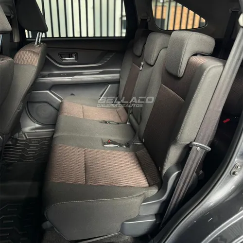 Toyota Avanza 2023 Gris Caracas