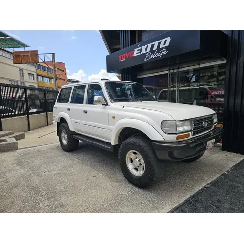 Toyota Burbuja 2005 Blanco Caracas