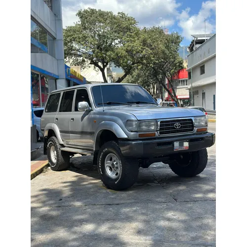 Toyota Land Cruiser Burbuja 2001 Plateado Caracas
