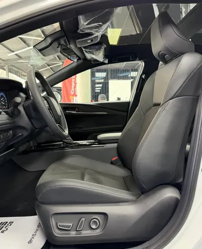 Toyota Camry 2025 Blanco Caracas