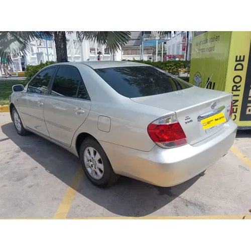 Toyota Camry 2006 Gris Caracas
