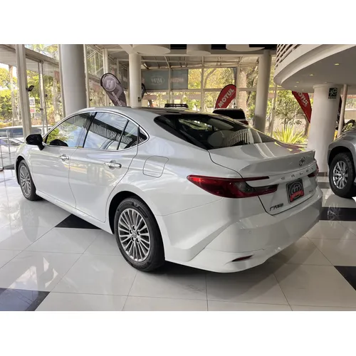 Toyota Camry 2026 Blanco Caracas
