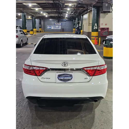 Toyota Camry 2016 Blanco Caracas