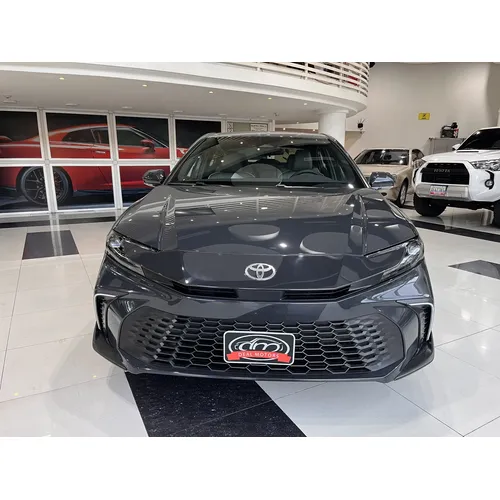 Toyota Camry 2025 Gris Caracas