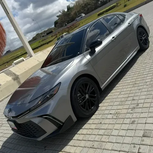 Toyota Camry 2025 Plateado Caracas