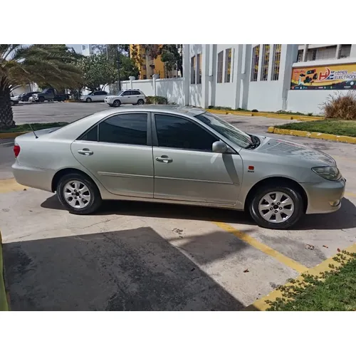 Toyota Camry 2006 Gris Caracas