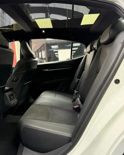 Toyota Camry 2025 Blanco Caracas