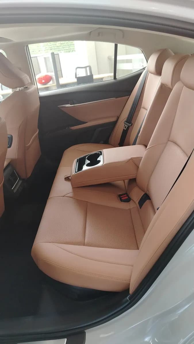Toyota Camry Hev 2.0 2024 Blanco