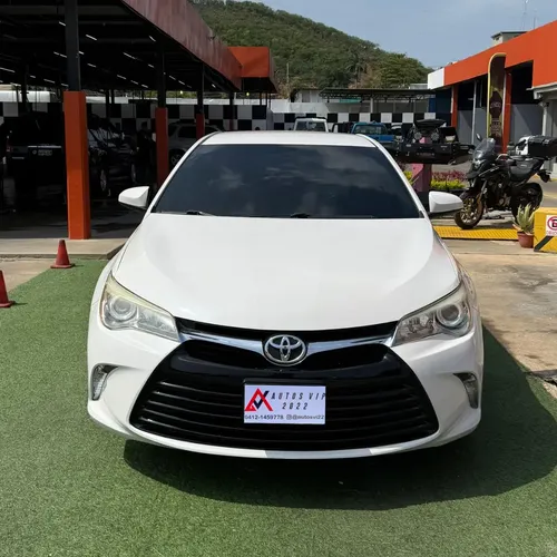 Toyota Camry 2017 Blanco Lechería