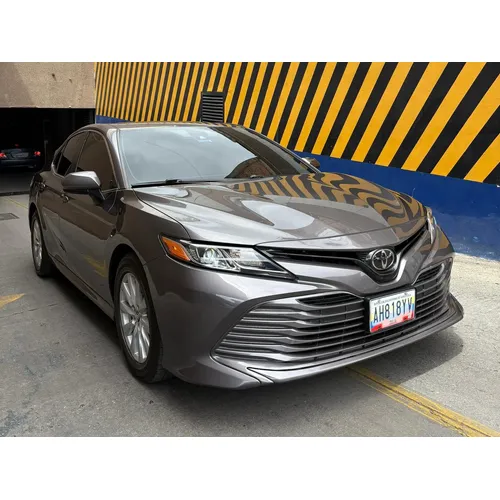 Toyota Camry 2019 Gris Barquisimeto