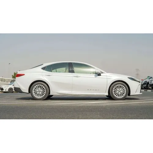 Toyota Camry LE 2025 Blanco Caracas