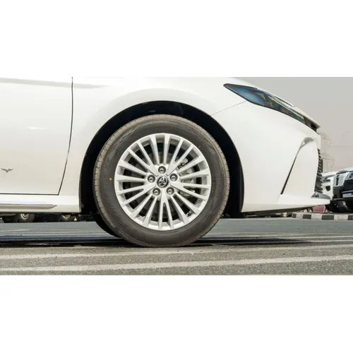 Toyota Camry LE 2025 Blanco Caracas