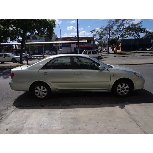 Toyota Camry 2006 Plateado Barquisimeto