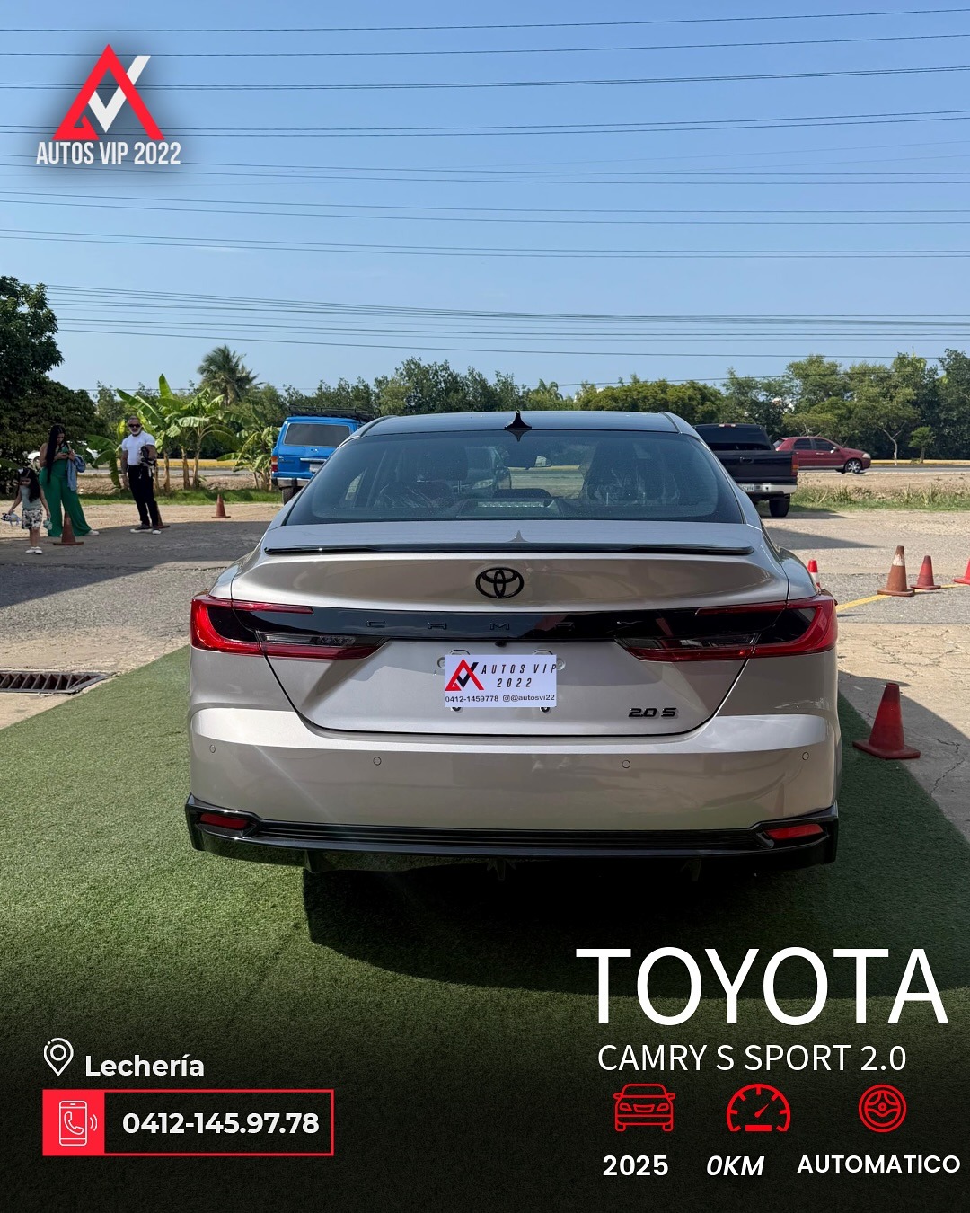 Toyota Camry S Sport 2025 Gris Lechería