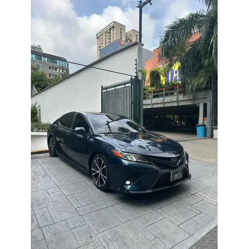 Toyota Camry SE 2020 Azul Caracas