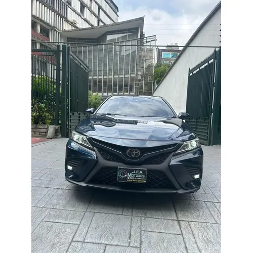 Toyota Camry SE 2020 Azul Caracas