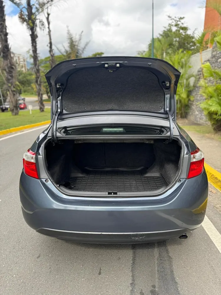 Toyota Corolla S 2016 Gris Caracas