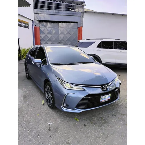 Toyota Corolla 2024 Gris Girardot