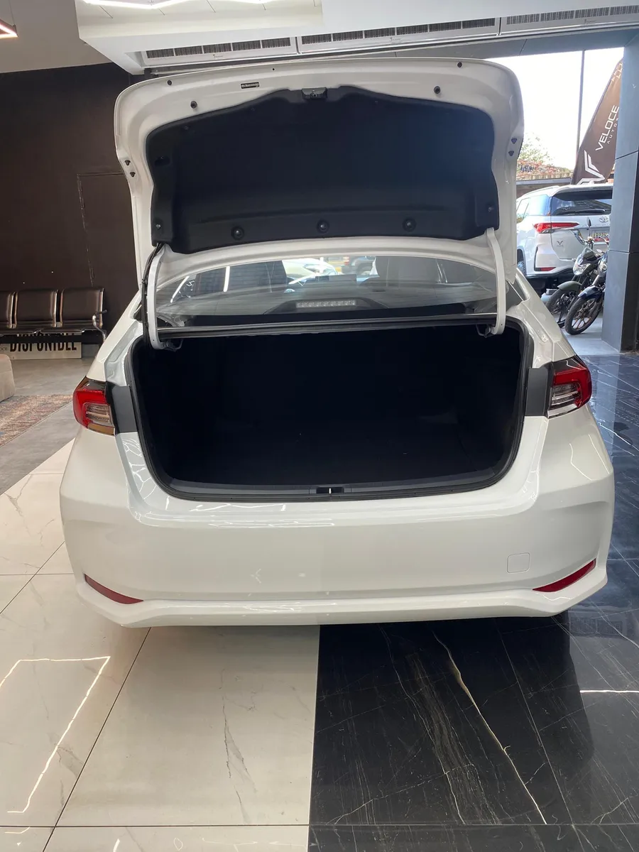 Toyota Corolla HEV 2025 Blanco Caracas
