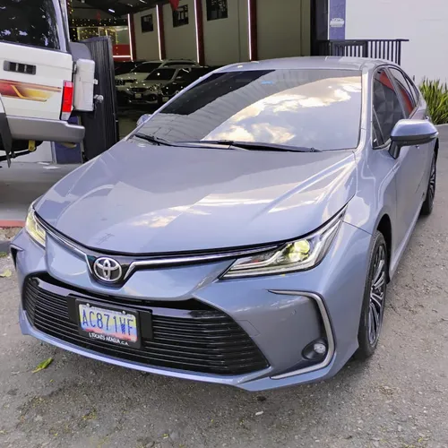 Toyota Corolla 2024 Gris Maracay