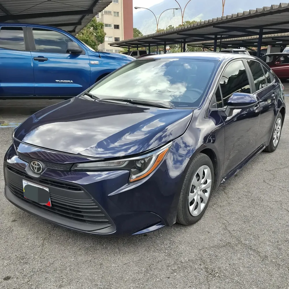 Toyota Corolla 2024 Blanco Caracas