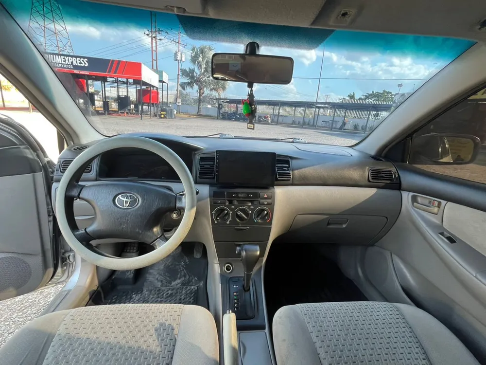 Toyota Corolla 2008 Plateado Valencia