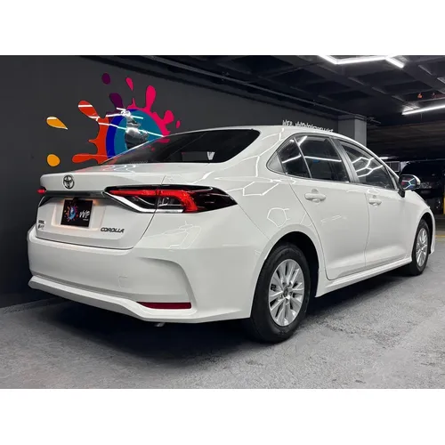 Toyota Corolla 2025 Blanco Caracas