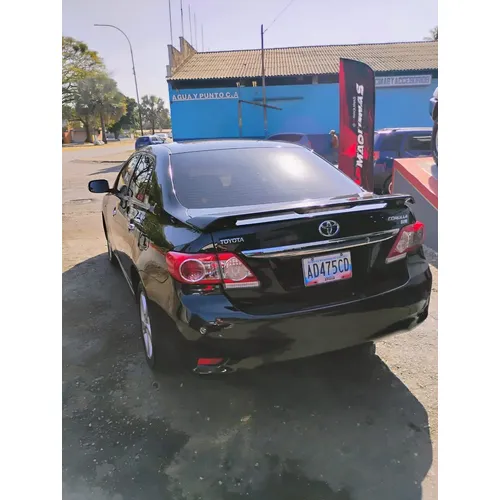 Toyota Corolla GLI 2013 Negro Girardot