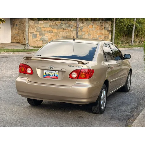 Toyota Corolla 2004 Dorado Caracas