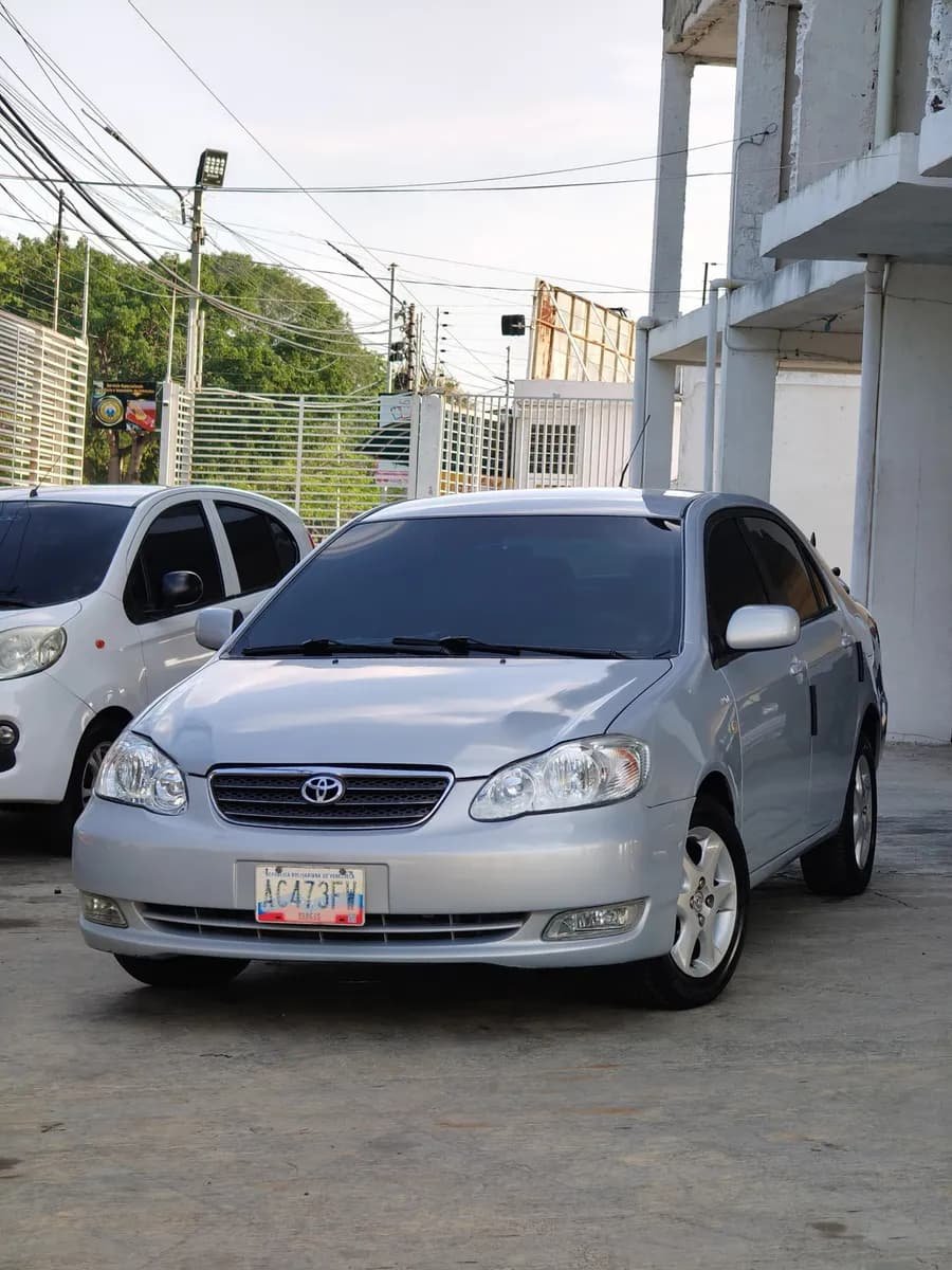 Toyota Corolla 2008 automático Plateado