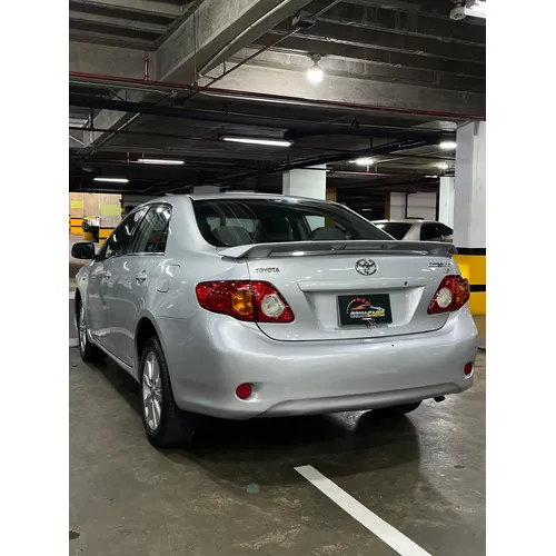 Toyota Corolla XEI 2010 Plateado Caracas