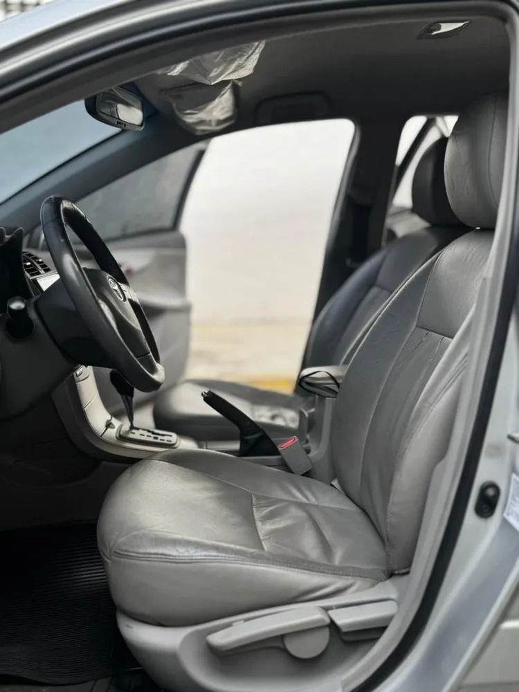Toyota Corolla GLI 2011 Plateado Caracas