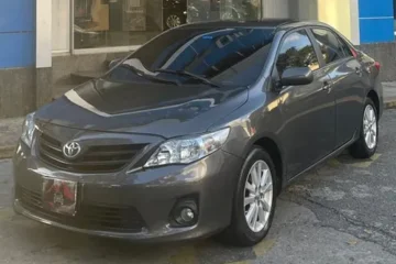 Toyota Corolla 2013 Automático