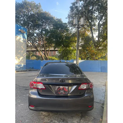 Toyota Corolla 2013 Negro Caracas
