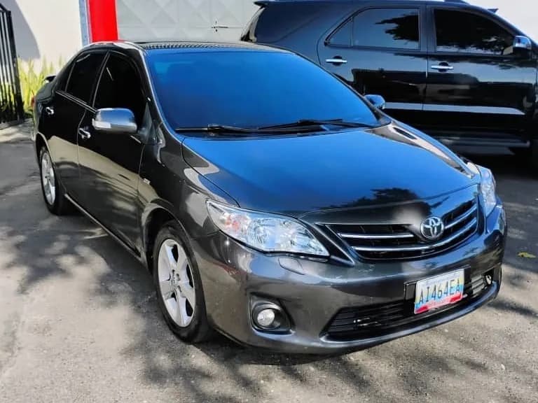 Toyota Corolla 2013 Gris