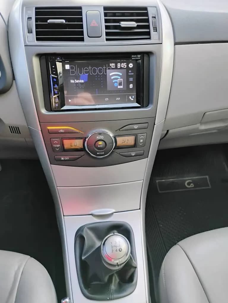 Toyota Corolla 2013 Gris