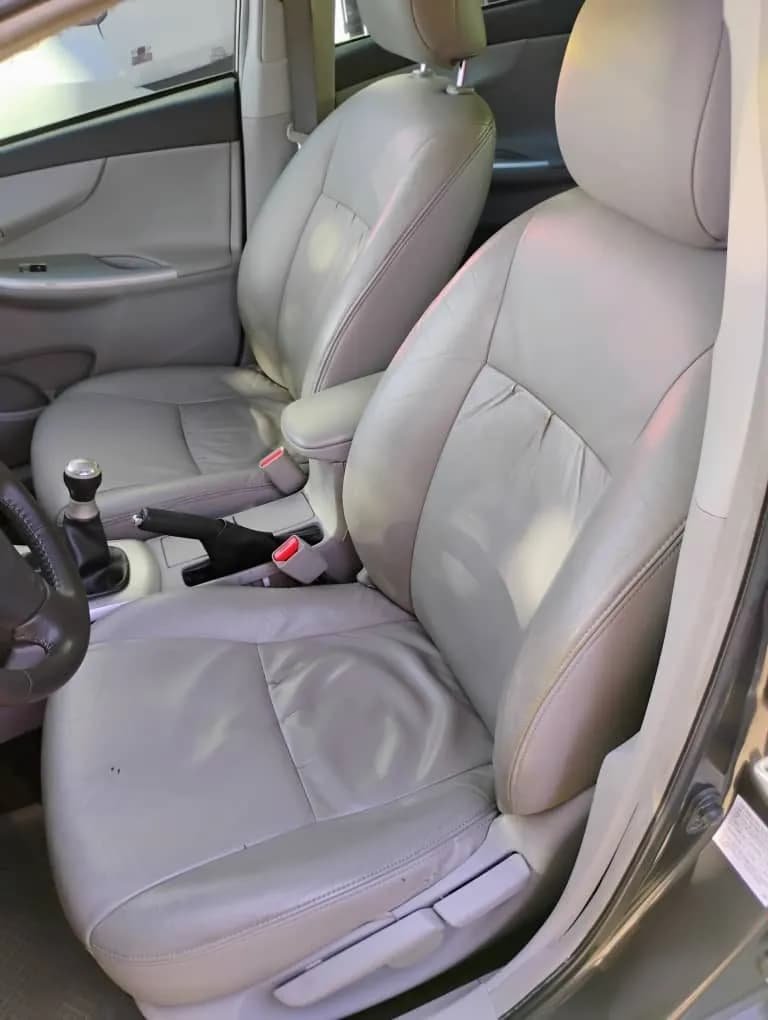 Toyota Corolla 2013 Gris