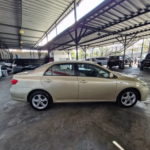 Toyota Corolla XEI 2014 Dorado Caracas